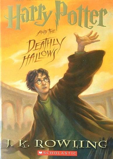 Harry Potter and the Deathly Hallows (Bk. 7)