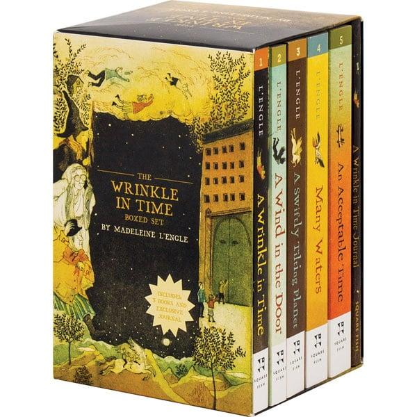 The Wrinkle in Time Boxed Set: A Wrinkle in Time/A Wind in the Door/A Swiftly Tilting Planet/Many Waters/An Acceptable Time/A Wrinkle in Time Journal