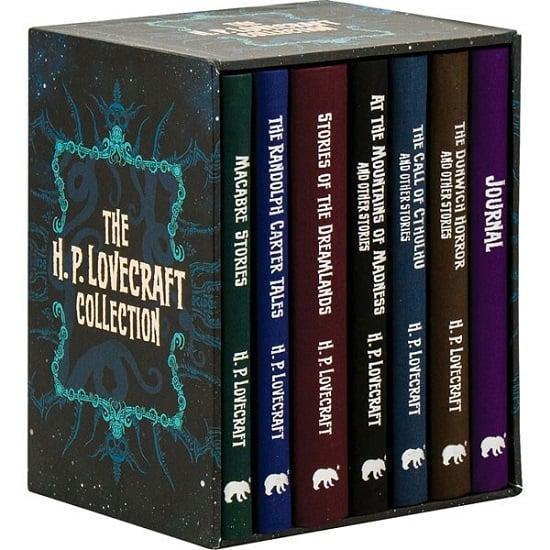 H.P. Lovecraft Kutulu Seti Yeniden Stokta! 1 Luxurious H.P. Lovecraft Complete Box Set displayed with dramatic lighting and cosmic horror elements.