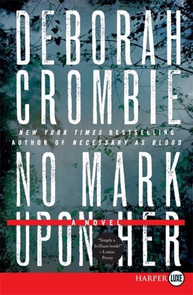 No Mark Upon Her (Large Print)