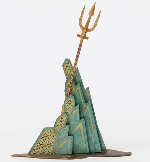 Aquaman Deluxe Book and 3